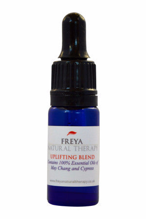 Uplifting essential oil blend